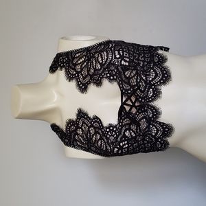 NWOT Victoria's Secret Unlined Lacy Bralette Size Small
